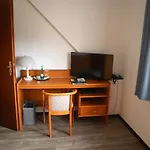 Pension Zur Harburg Szálloda Uslar
