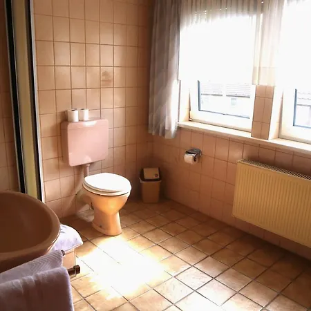 Otel Pension Zur Harburg