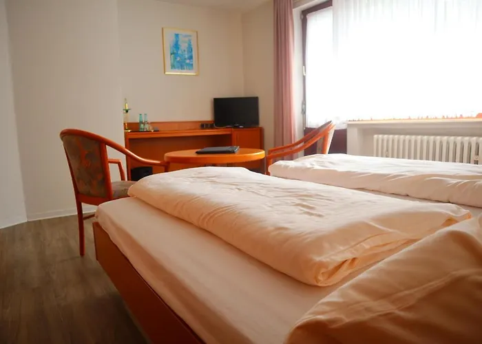 Otel Pension Zur Harburg